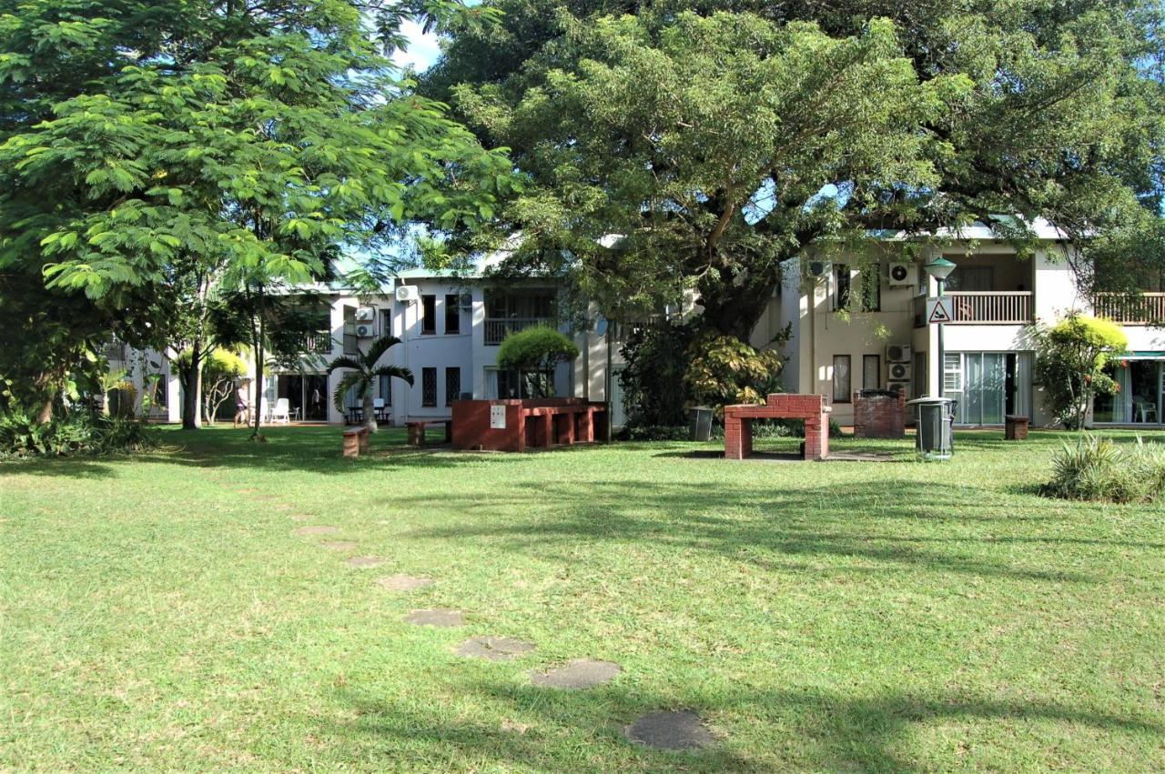 28 And 29 The Bridge Apartment St Lucia Exterior photo